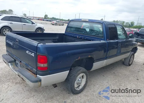 2001 Dodge Ram 1500 St z USA, uszkodzony, nr VIN 3B7HF13Y01M555876